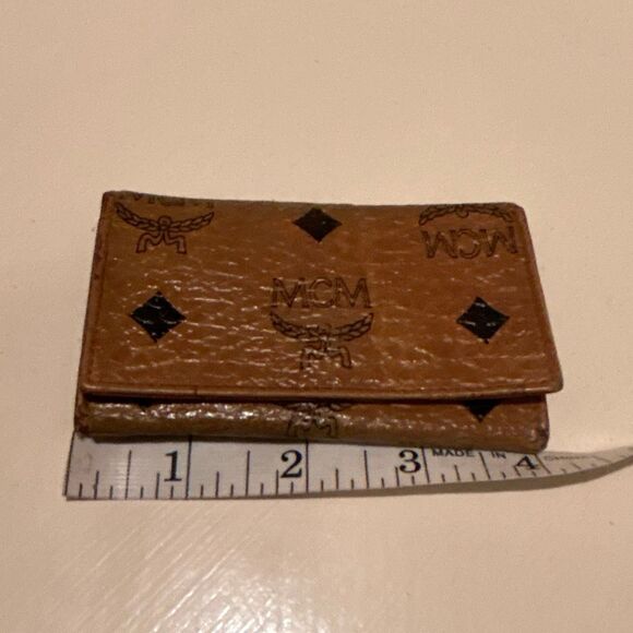 MCM Key Holder All Over Logo Print Golden Brown Leather 4 Ring Key Case - Picture 11 of 12